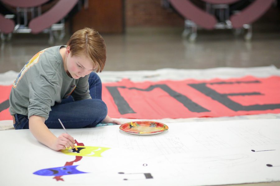 Sydney Anderson works on the set for FAME.  Photograph by John Fitts